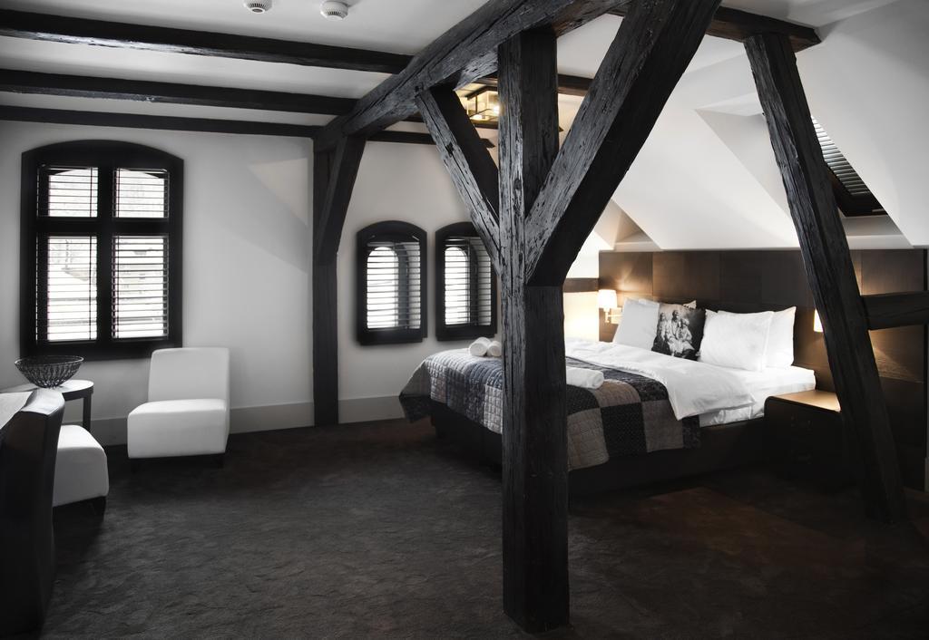 Hotel Palac Jugowice Wałbrzych Extérieur photo