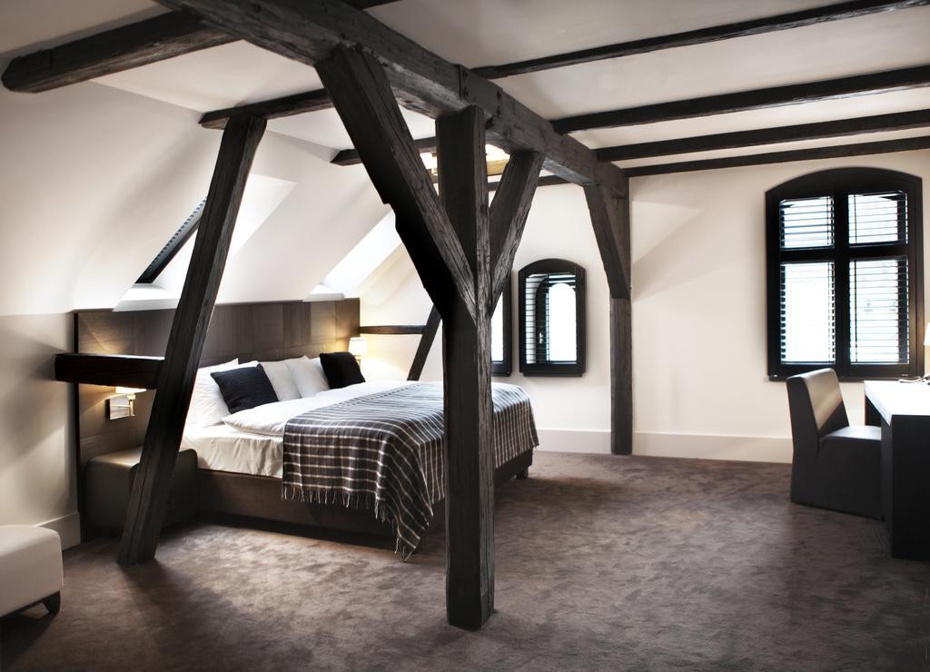 Hotel Palac Jugowice Wałbrzych Extérieur photo