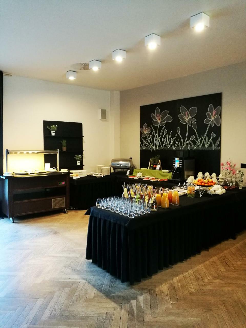 Hotel Palac Jugowice Wałbrzych Extérieur photo